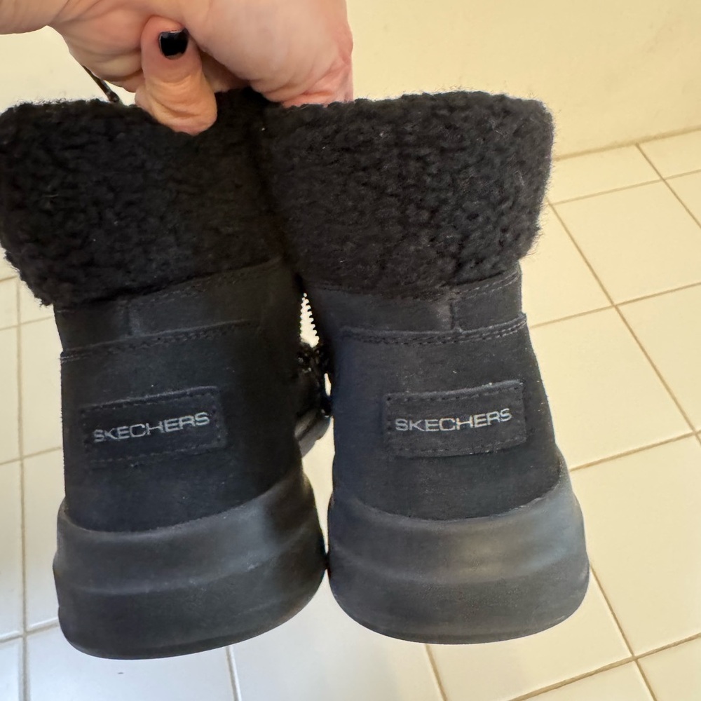 Skechers Black Winter Boots with Cozy Lining - Picture 6 of 8